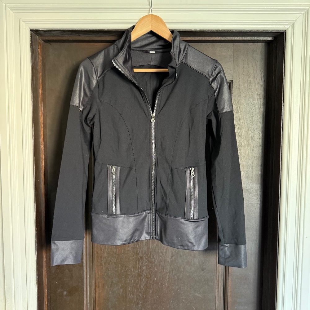 Alo Yoga Black Zip Jacket size 6